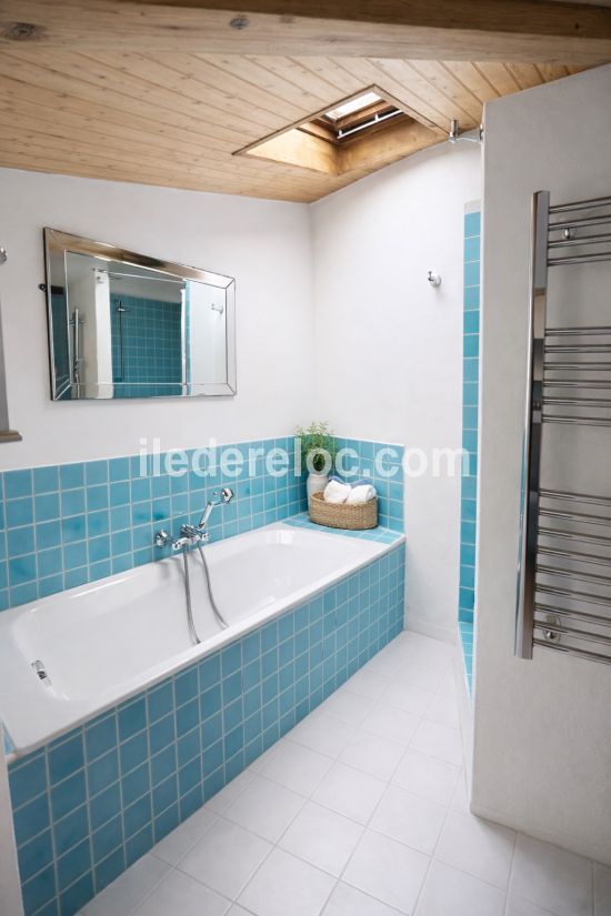 Photo 15: An accomodation located in La Flotte-en-R&eacute; on ile de R&eacute;.