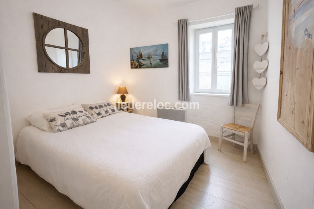 Photo 10: An accomodation located in La Flotte-en-R&eacute; on ile de R&eacute;.