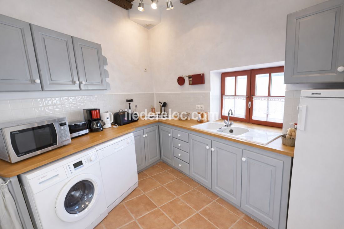 Photo 14: An accomodation located in La Flotte-en-R&eacute; on ile de R&eacute;.