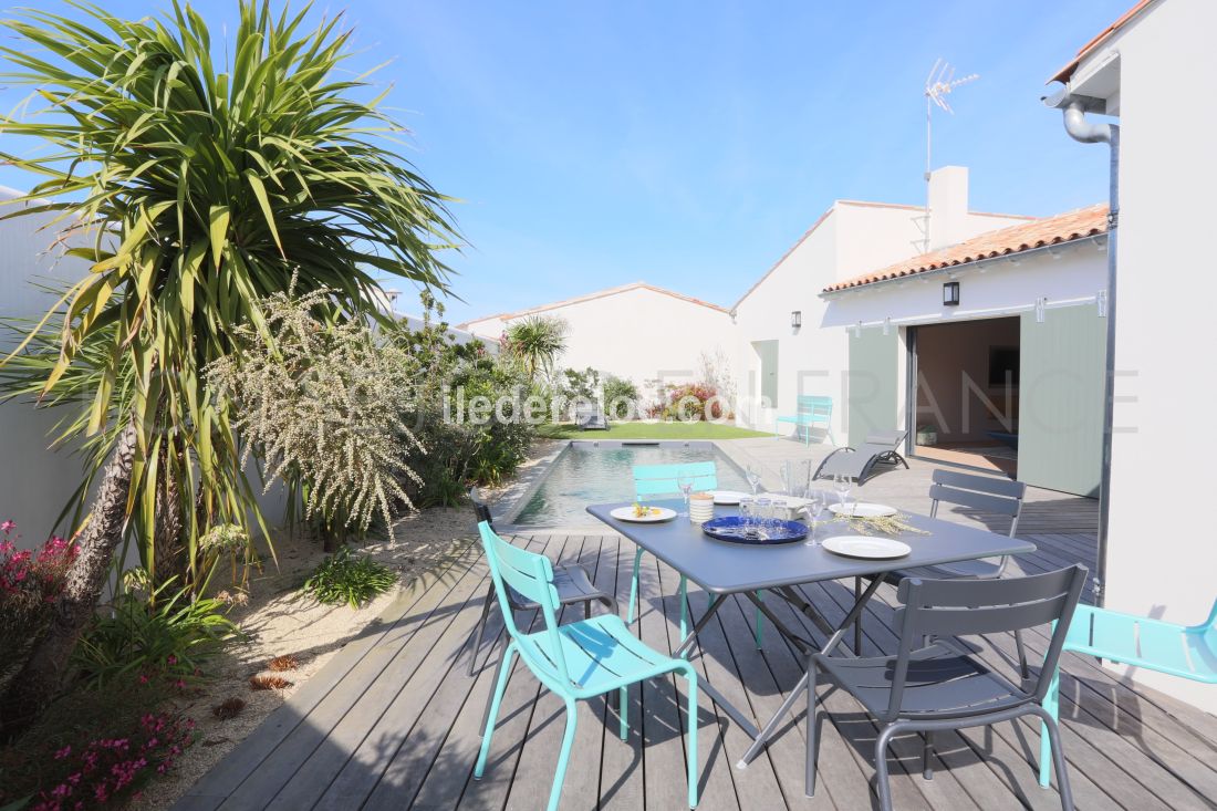 Photo 7: An accomodation located in La Flotte-en-R&eacute; on ile de R&eacute;.