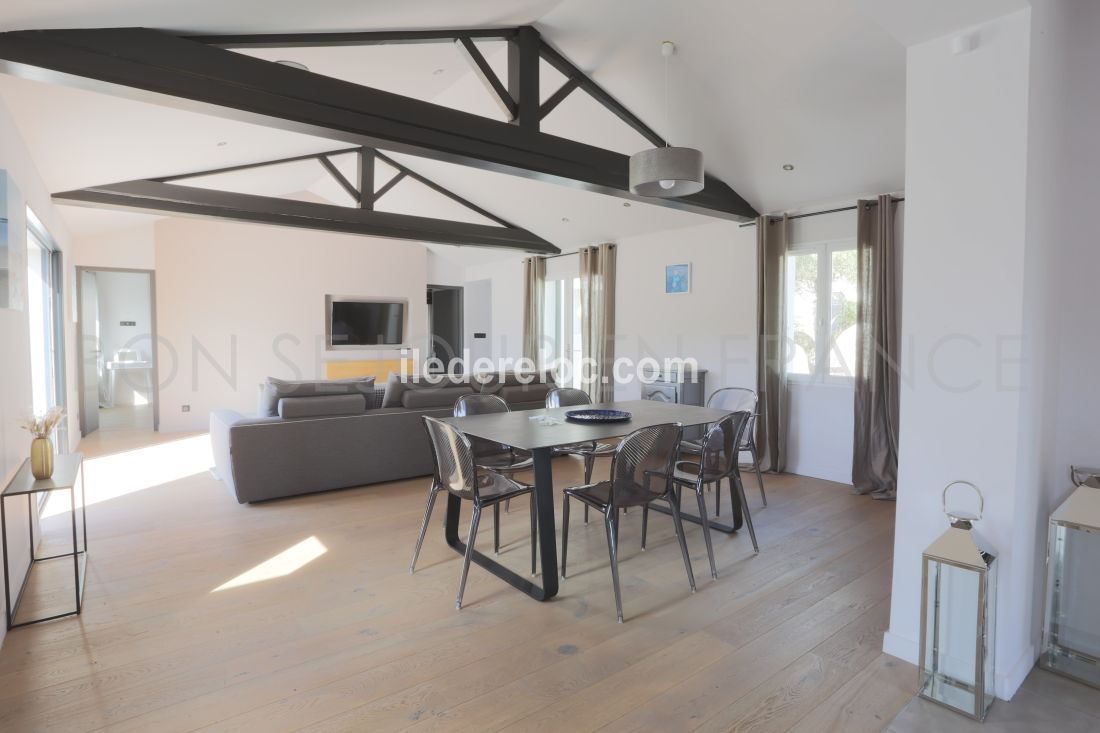 Photo 10: An accomodation located in La Flotte-en-R&eacute; on ile de R&eacute;.