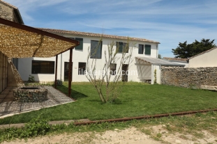 Ile de R&eacute;:La grange