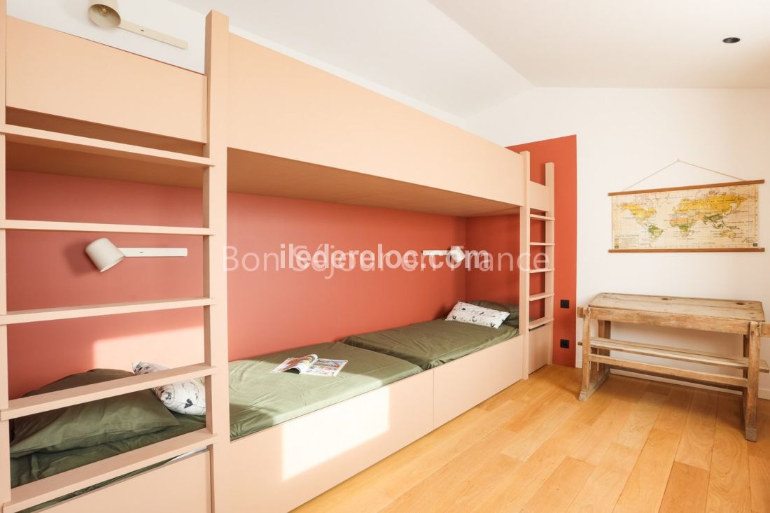 Photo 10: An accomodation located in Saint-Cl&eacute;ment-des-Baleines on ile de R&eacute;.