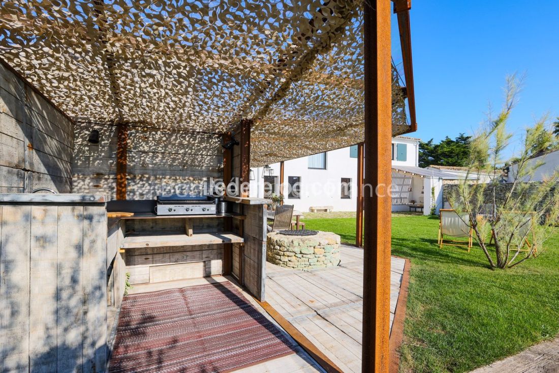 Photo 23: An accomodation located in Saint-Cl&eacute;ment-des-Baleines on ile de R&eacute;.