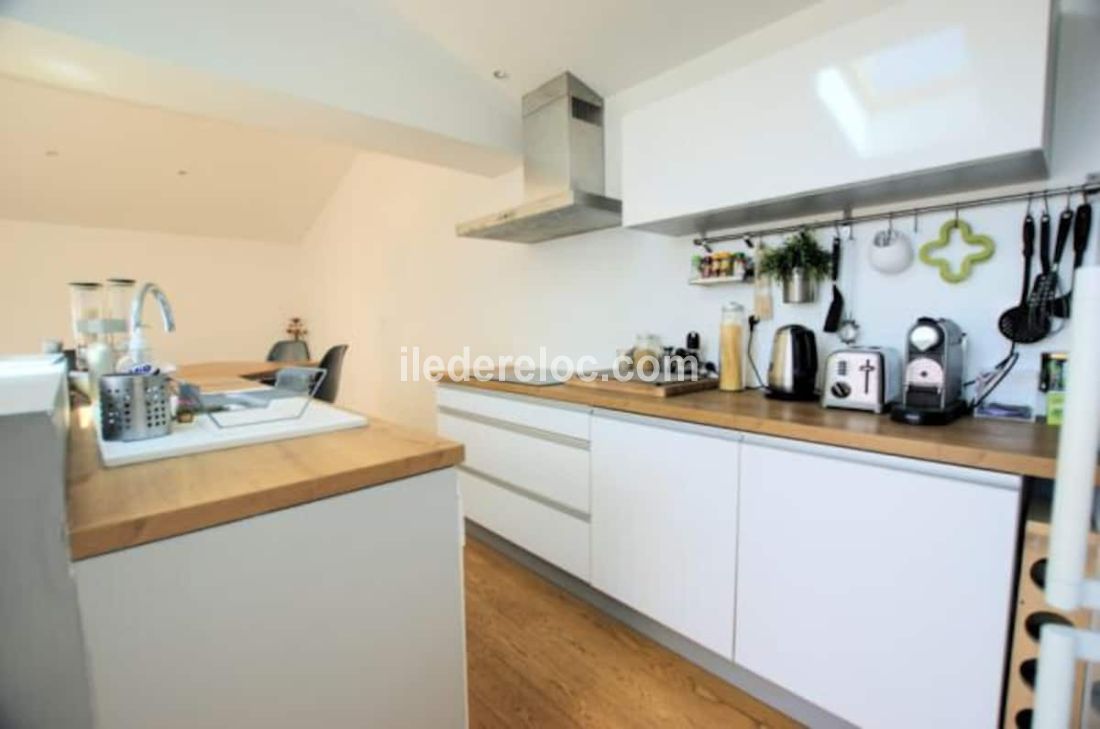 Photo 10: An accomodation located in La Flotte-en-R&eacute; on ile de R&eacute;.