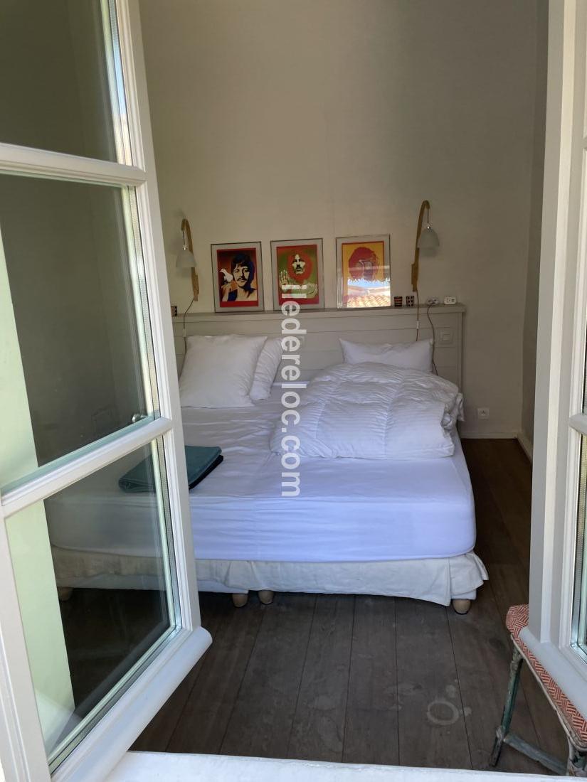 Photo 11: An accomodation located in Ars en R&eacute; on ile de R&eacute;.