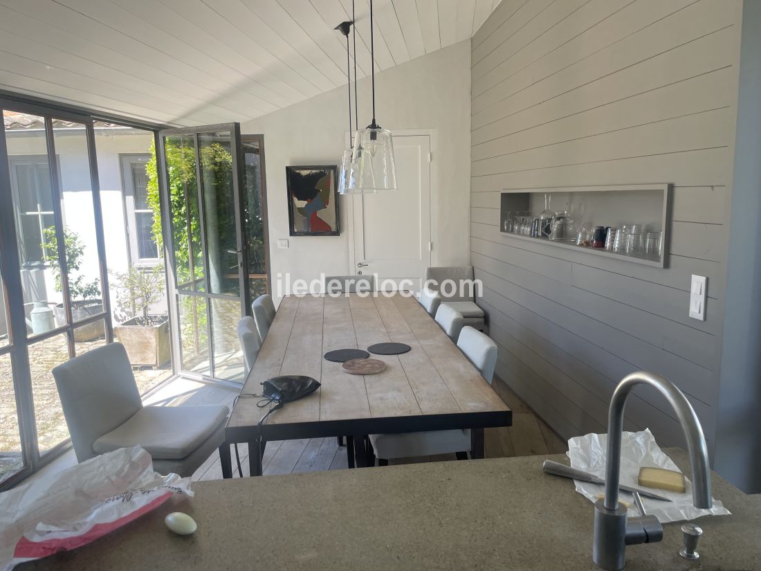 Photo 4: An accomodation located in Ars en R&eacute; on ile de R&eacute;.