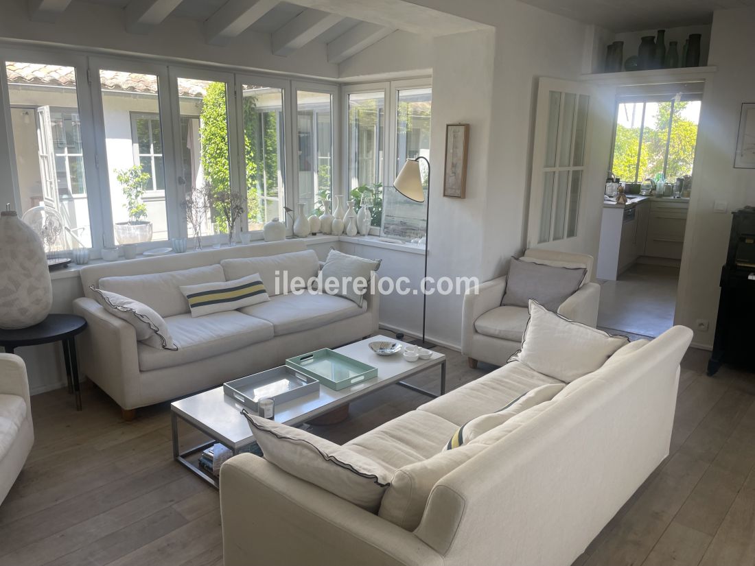 Photo 7: An accomodation located in Ars en R&eacute; on ile de R&eacute;.