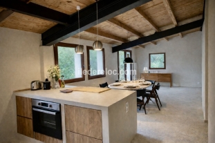 Ile de Ré:Renovated architect-designed house - 250 m from the beach, facing the forest