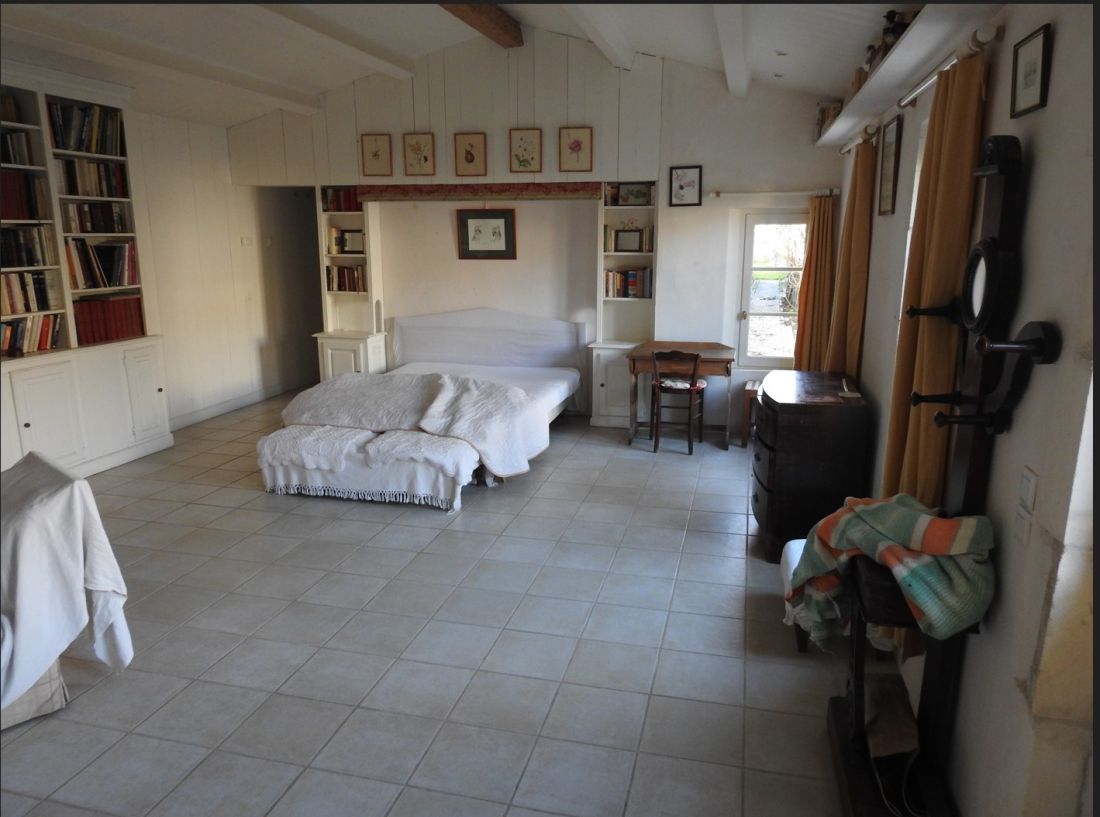 Photo 6: An accomodation located in Ars en R&eacute; on ile de R&eacute;.