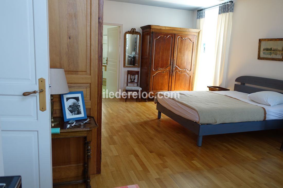 Photo 26: An accomodation located in Saint-Martin-de-R&eacute; on ile de R&eacute;.