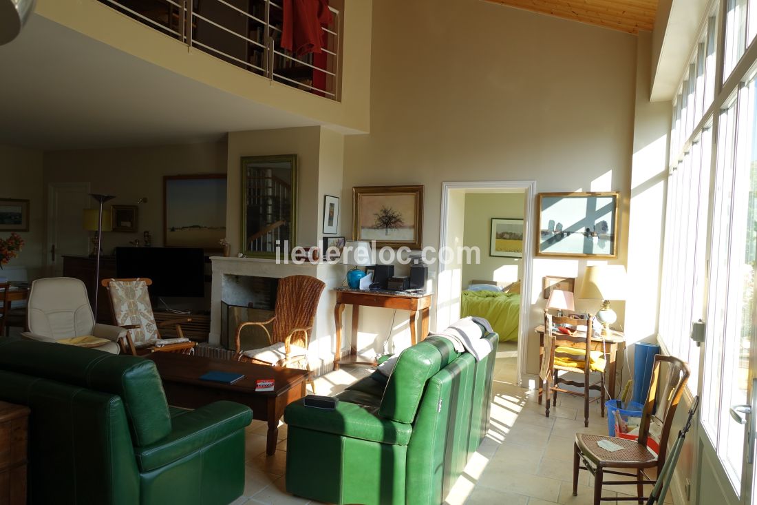 Photo 18: An accomodation located in Saint-Martin-de-R&eacute; on ile de R&eacute;.