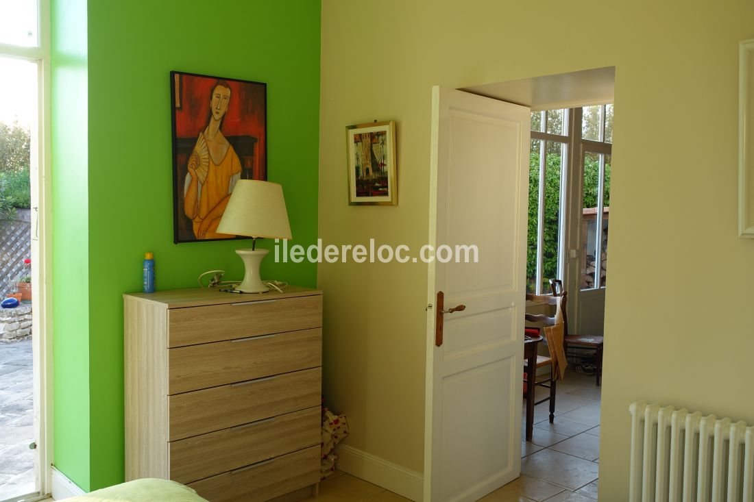 Photo 21: An accomodation located in Saint-Martin-de-R&eacute; on ile de R&eacute;.