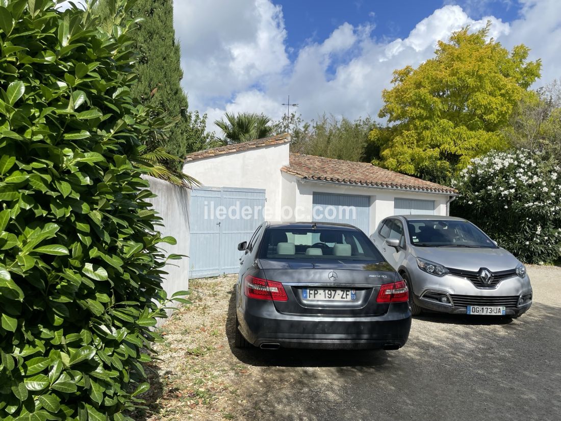 Photo 51: An accomodation located in Saint-Martin-de-R&eacute; on ile de R&eacute;.