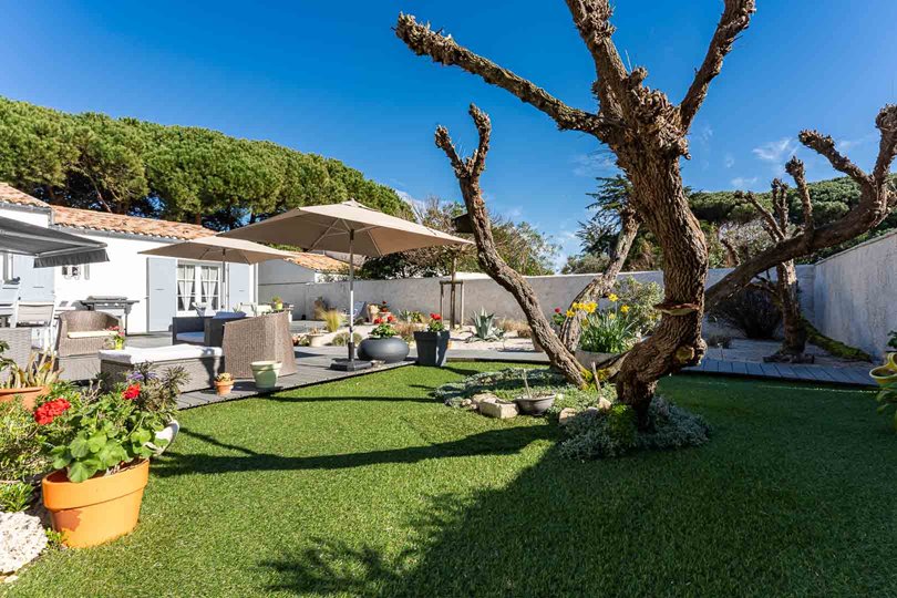 Photo 27: An accomodation located in Le Bois-Plage-en-R&eacute; on ile de R&eacute;.