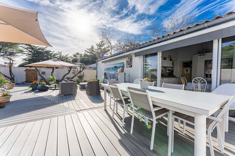 Photo 13: An accomodation located in Le Bois-Plage-en-R&eacute; on ile de R&eacute;.