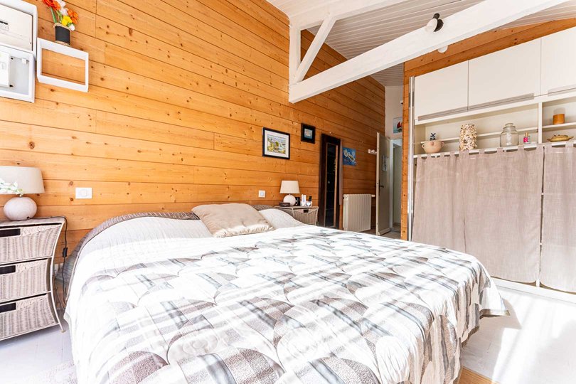 Photo 15: An accomodation located in Le Bois-Plage-en-R&eacute; on ile de R&eacute;.