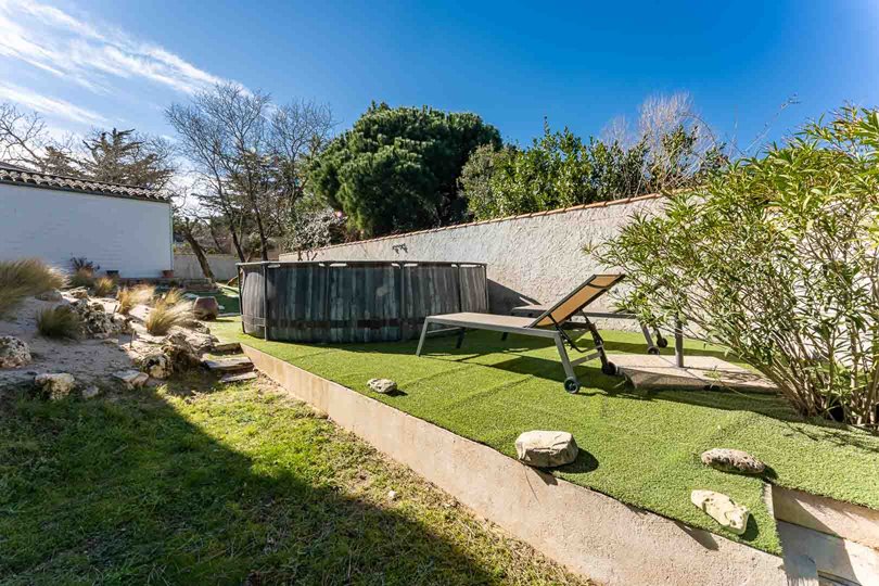 Photo 24: An accomodation located in Le Bois-Plage-en-R&eacute; on ile de R&eacute;.