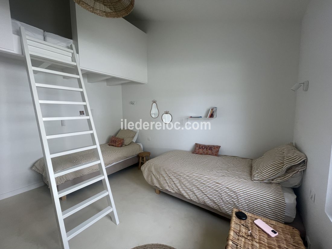 Photo 10: An accomodation located in La Couarde-sur-mer on ile de R&eacute;.