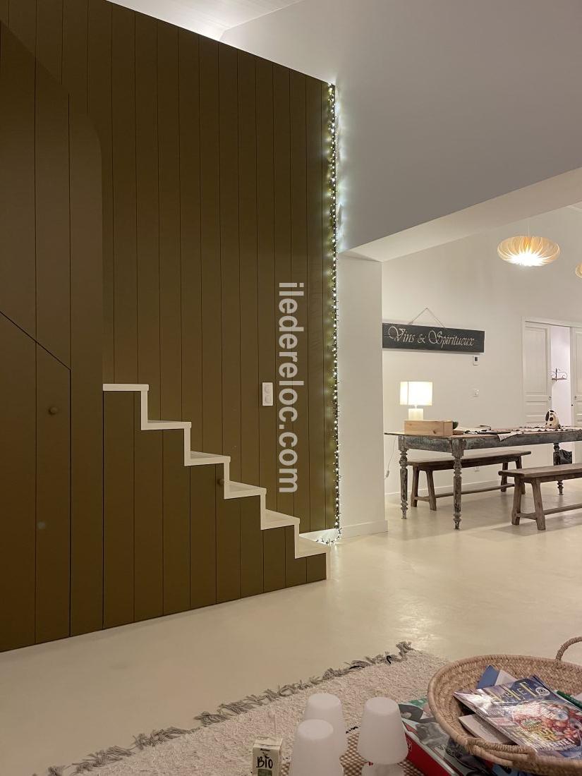 Photo 5: An accomodation located in La Couarde-sur-mer on ile de R&eacute;.