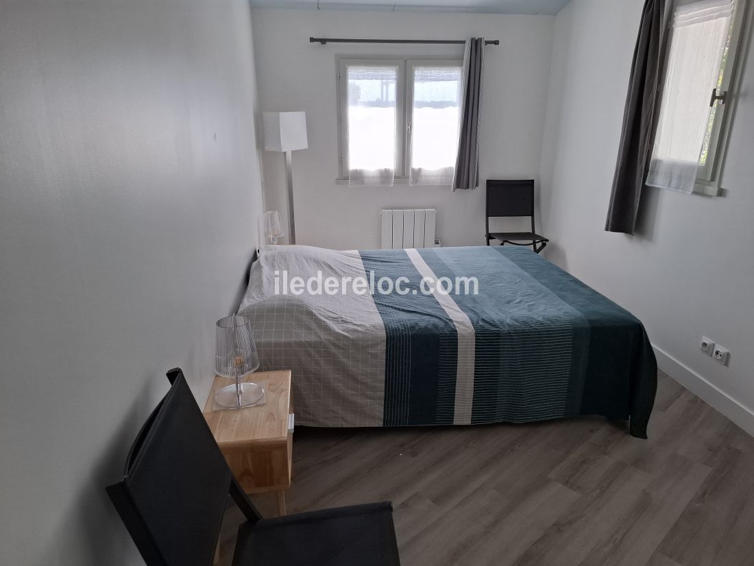 Photo 4: An accomodation located in Les Portes-en-R&eacute; on ile de R&eacute;.