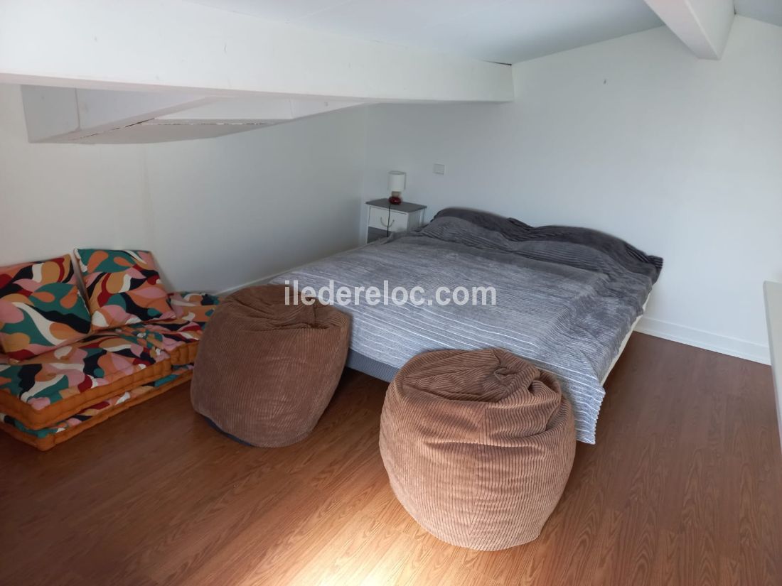 Photo 6: An accomodation located in Les Portes-en-R&eacute; on ile de R&eacute;.