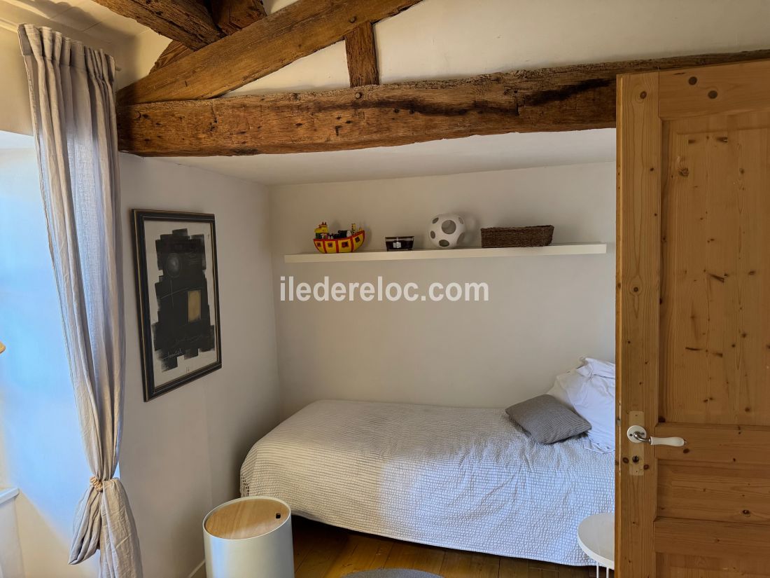 Photo 12: An accomodation located in Ars en R&eacute; on ile de R&eacute;.