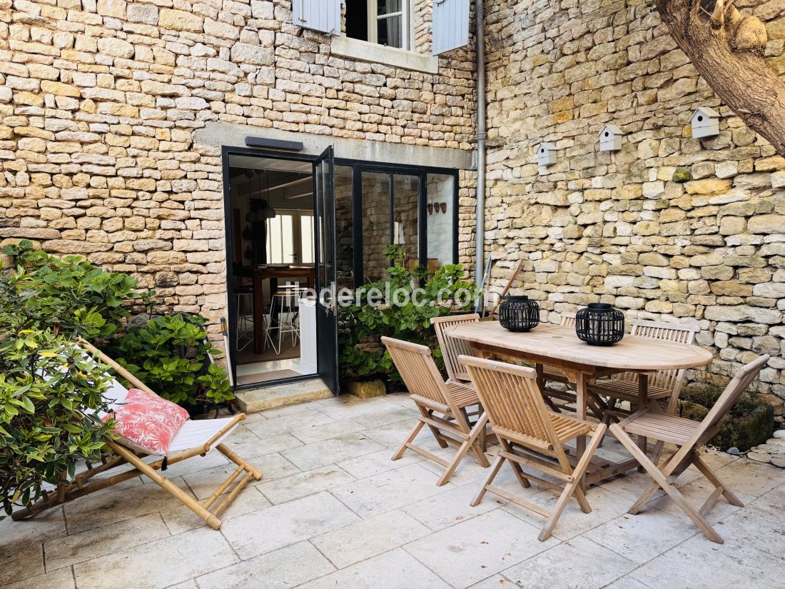 Photo 4: An accomodation located in Ars en R&eacute; on ile de R&eacute;.