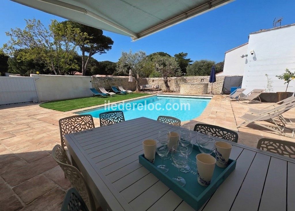 Photo 9: An accomodation located in La Couarde-sur-mer on ile de R&eacute;.