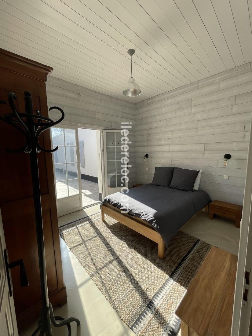 Photo 20: An accomodation located in La Couarde-sur-mer on ile de R&eacute;.