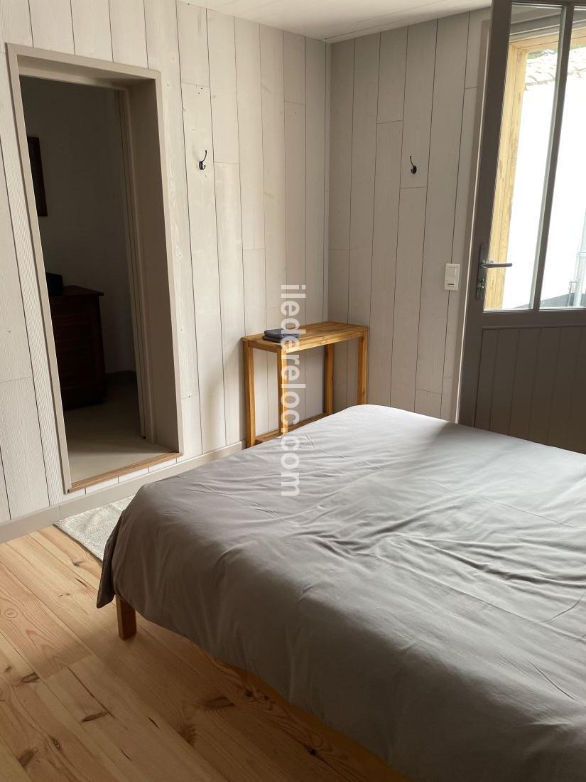 Photo 29: An accomodation located in La Couarde-sur-mer on ile de R&eacute;.