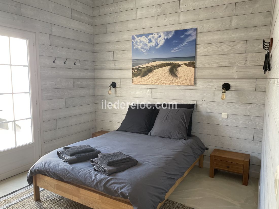Photo 21: An accomodation located in La Couarde-sur-mer on ile de R&eacute;.