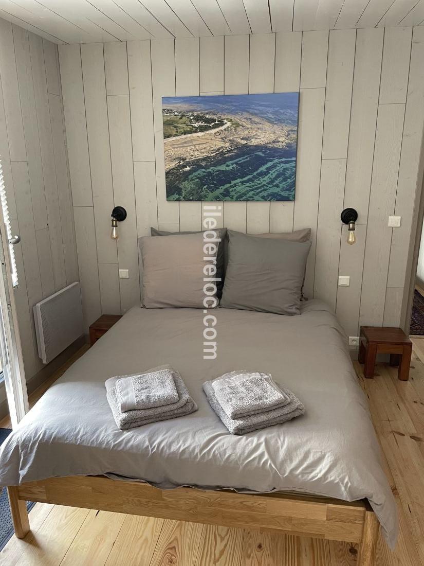 Photo 32: An accomodation located in La Couarde-sur-mer on ile de R&eacute;.