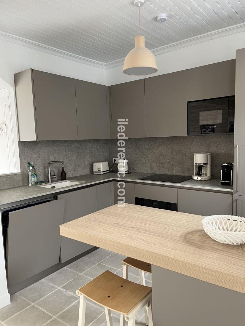 Photo 5: An accomodation located in Saint-Cl&eacute;ment-des-Baleines on ile de R&eacute;.