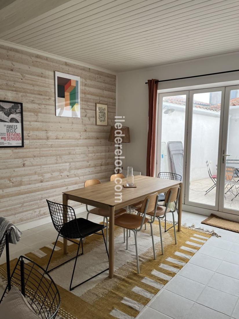 Photo 8: An accomodation located in Saint-Cl&eacute;ment-des-Baleines on ile de R&eacute;.