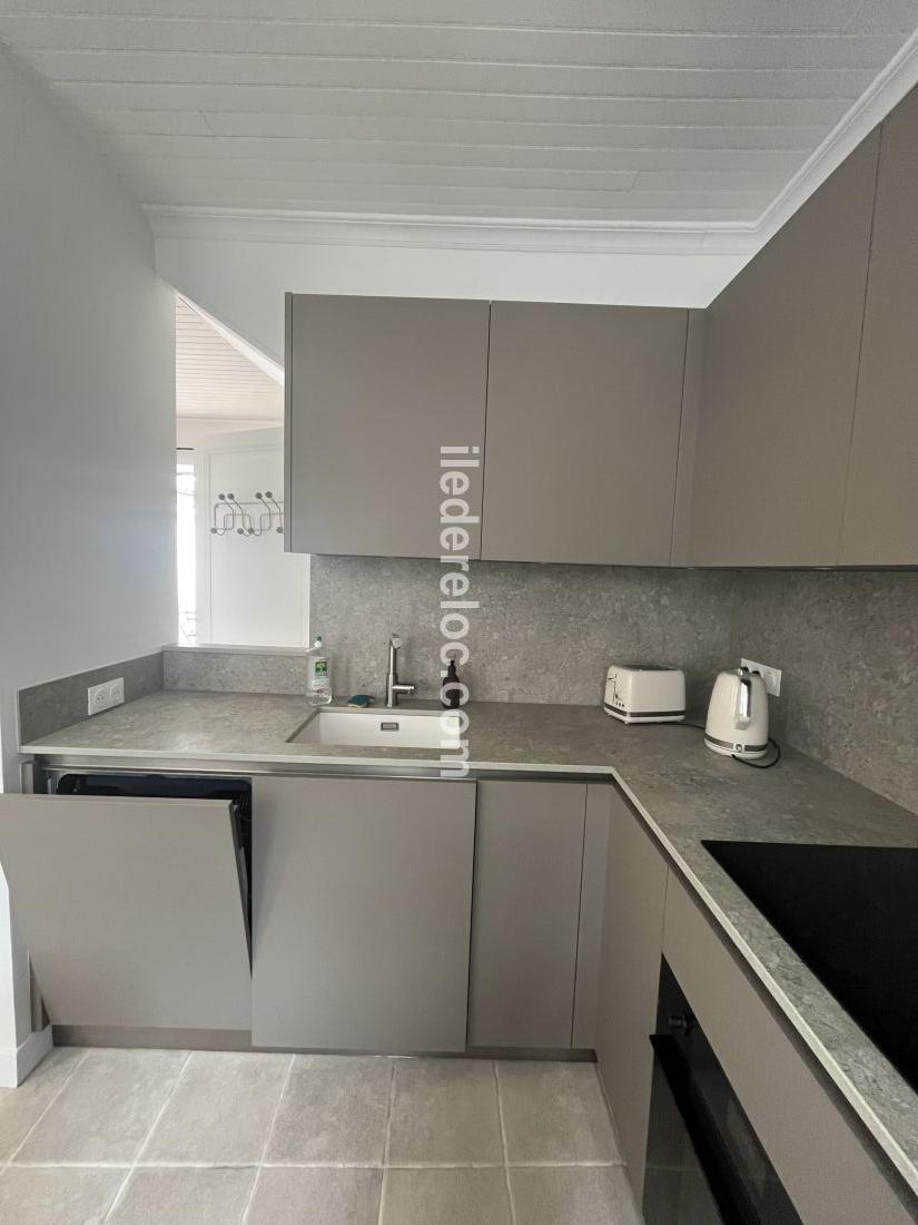 Photo 18: An accomodation located in Saint-Cl&eacute;ment-des-Baleines on ile de R&eacute;.