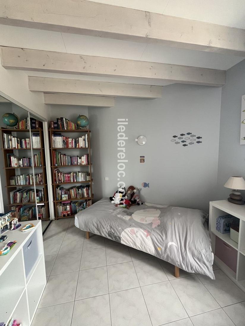 Photo 15: An accomodation located in La Couarde-sur-mer on ile de R&eacute;.