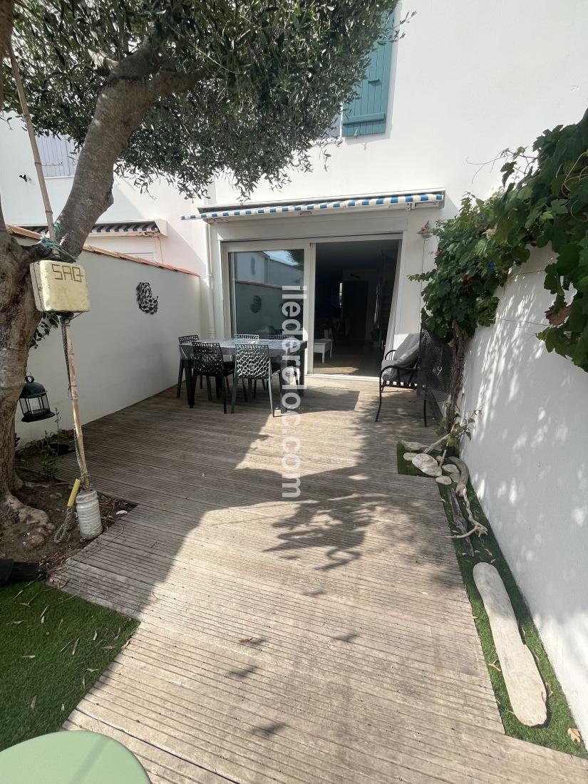 Photo 27: An accomodation located in La Couarde-sur-mer on ile de R&eacute;.