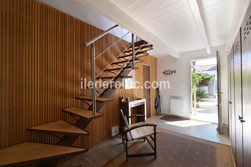 Photo 20: An accomodation located in Saint-Martin-de-R&eacute; on ile de R&eacute;.