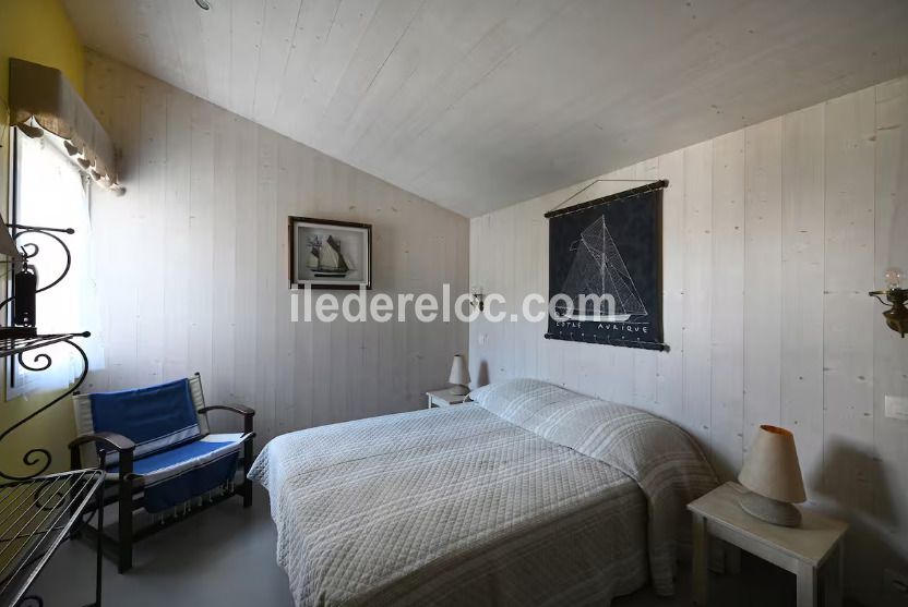 Photo 16: An accomodation located in Saint-Martin-de-R&eacute; on ile de R&eacute;.