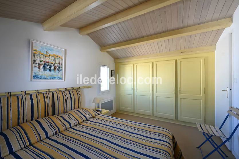 Photo 18: An accomodation located in Saint-Martin-de-R&eacute; on ile de R&eacute;.