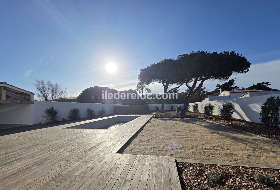 Photo 7: An accomodation located in La Couarde-sur-mer on ile de R&eacute;.