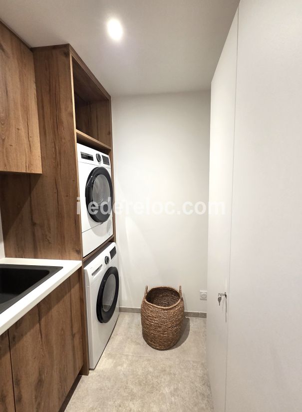 Photo 14: An accomodation located in La Couarde-sur-mer on ile de R&eacute;.