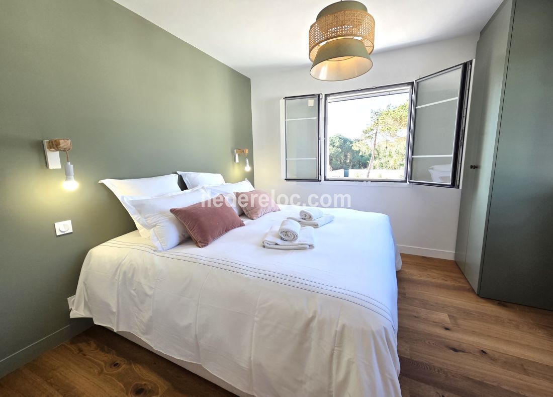 Photo 33: An accomodation located in La Couarde-sur-mer on ile de R&eacute;.