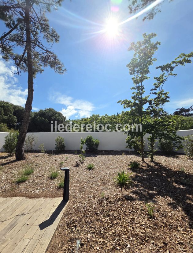 Photo 16: An accomodation located in La Couarde-sur-mer on ile de R&eacute;.