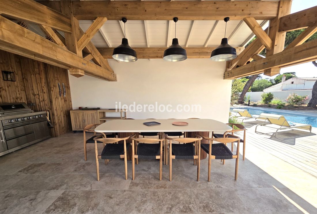 Photo 16: An accomodation located in La Couarde-sur-mer on ile de R&eacute;.