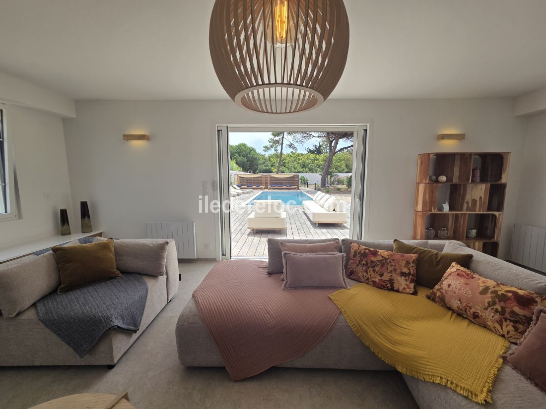 Photo 39: An accomodation located in La Couarde-sur-mer on ile de R&eacute;.