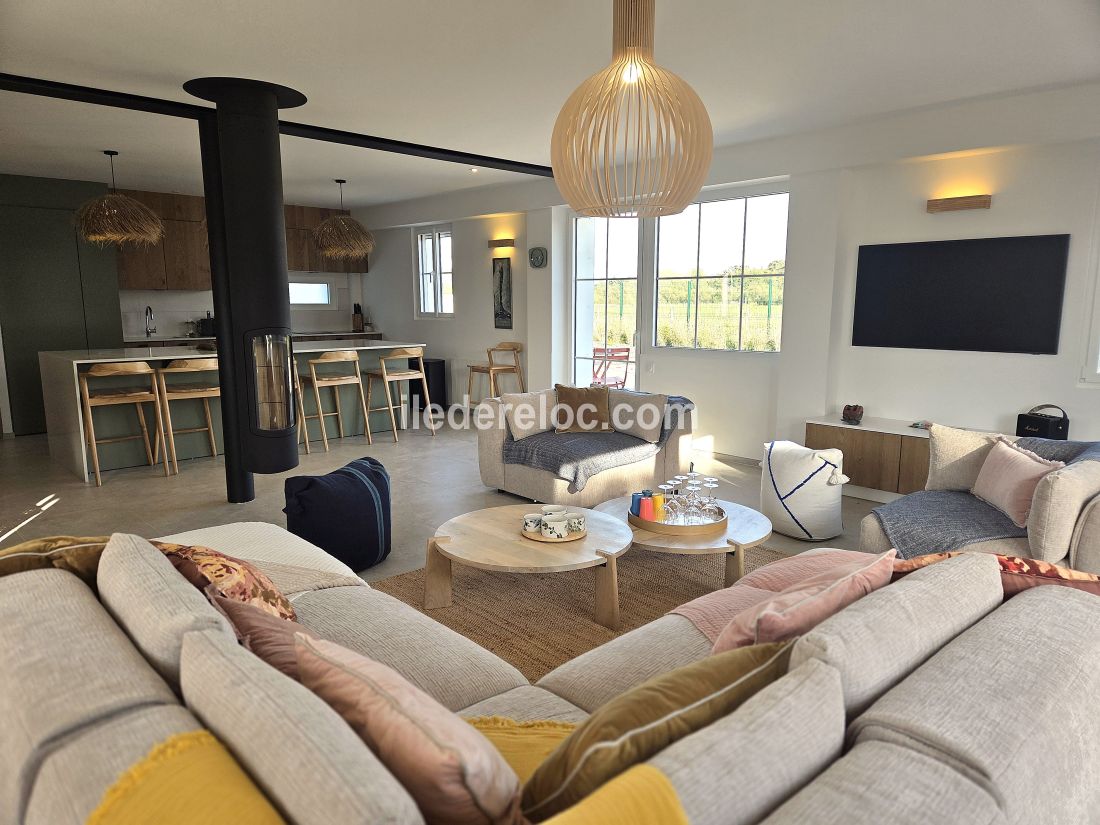 Photo 29: An accomodation located in La Couarde-sur-mer on ile de R&eacute;.
