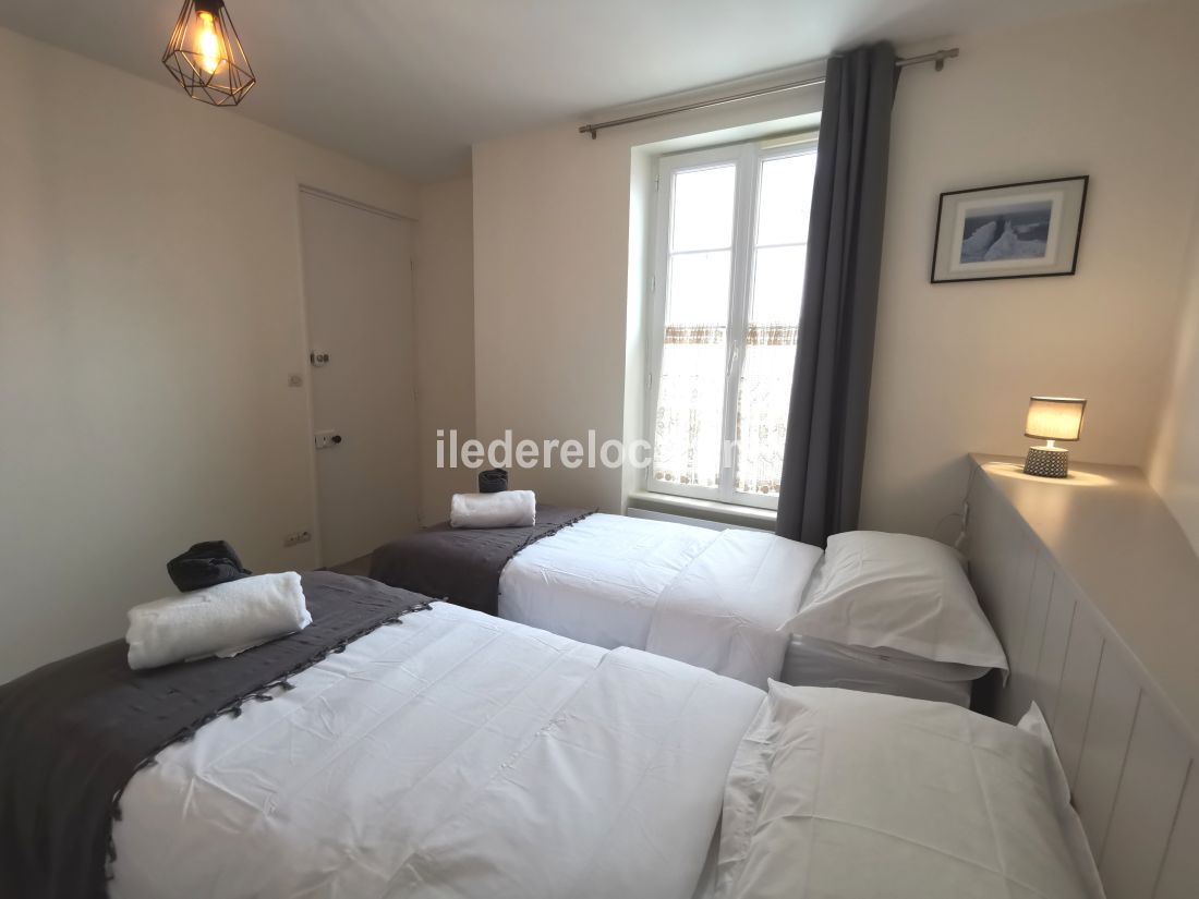 Photo 13: An accomodation located in Saint-Martin-de-R&eacute; on ile de R&eacute;.