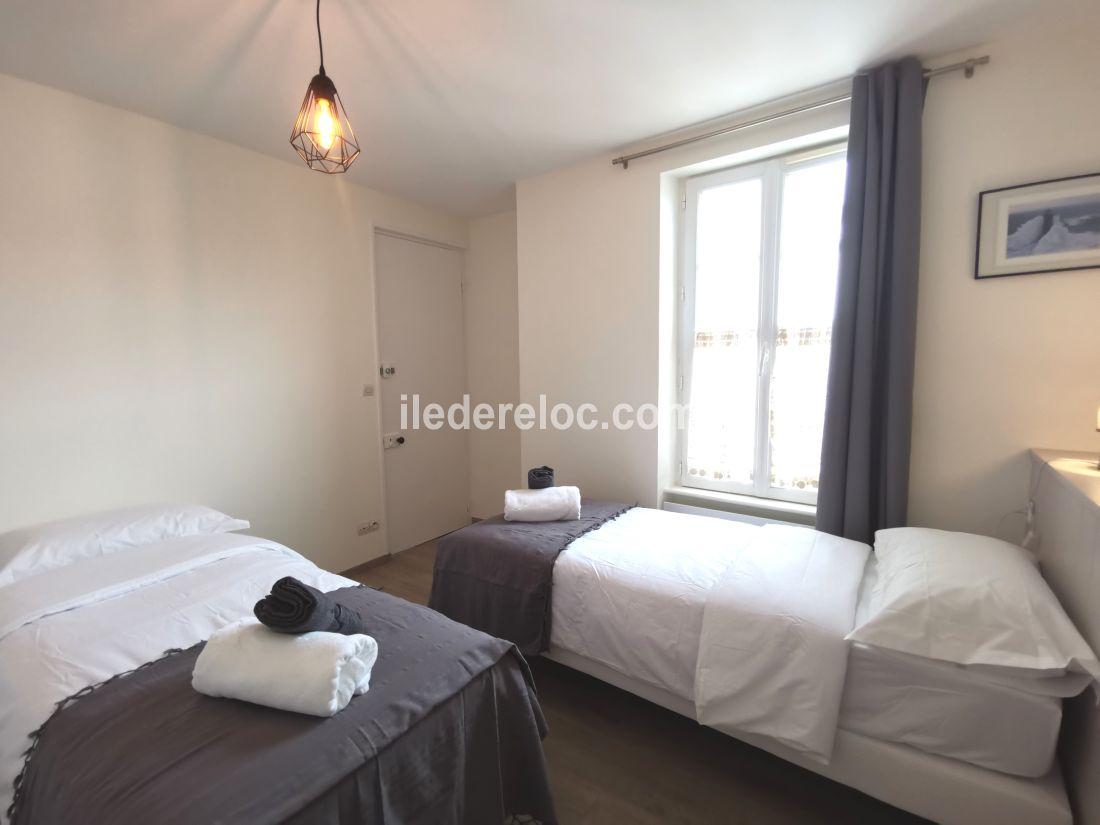 Photo 16: An accomodation located in Saint-Martin-de-R&eacute; on ile de R&eacute;.